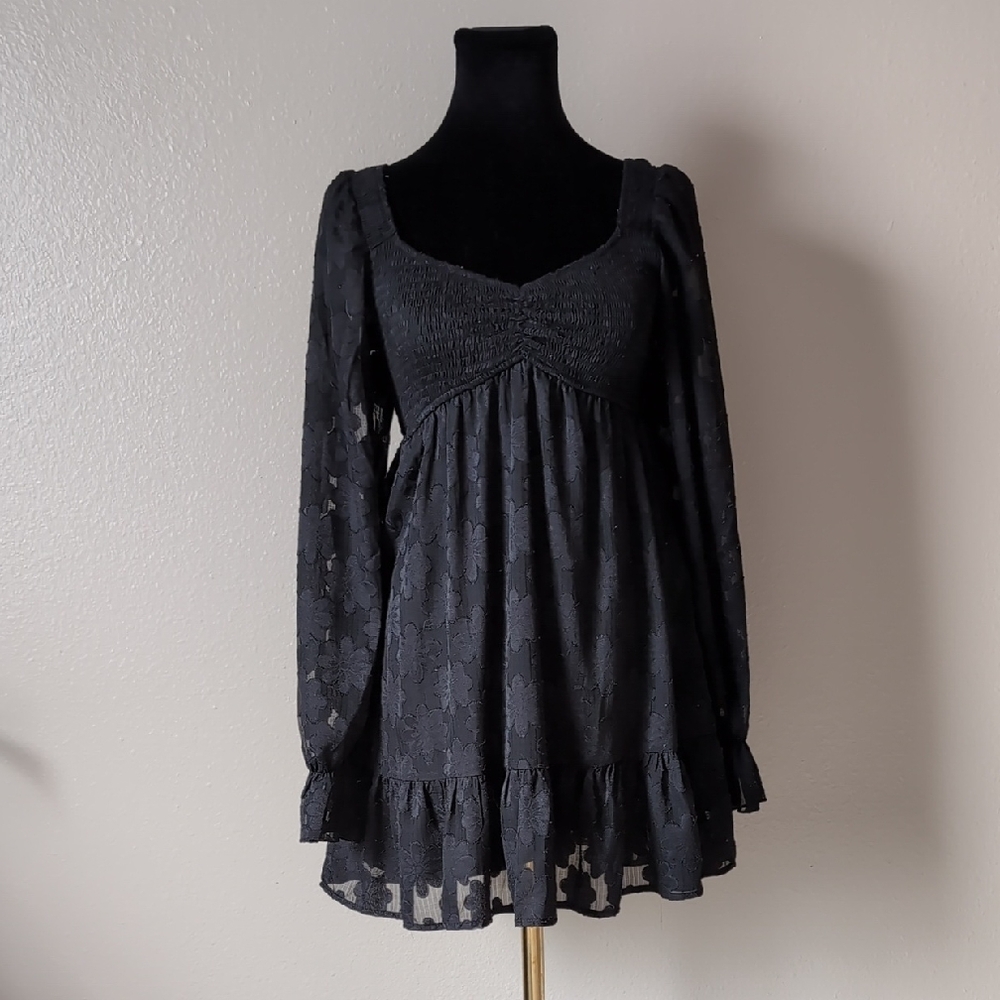 Chic Black Long Sleeve Dress